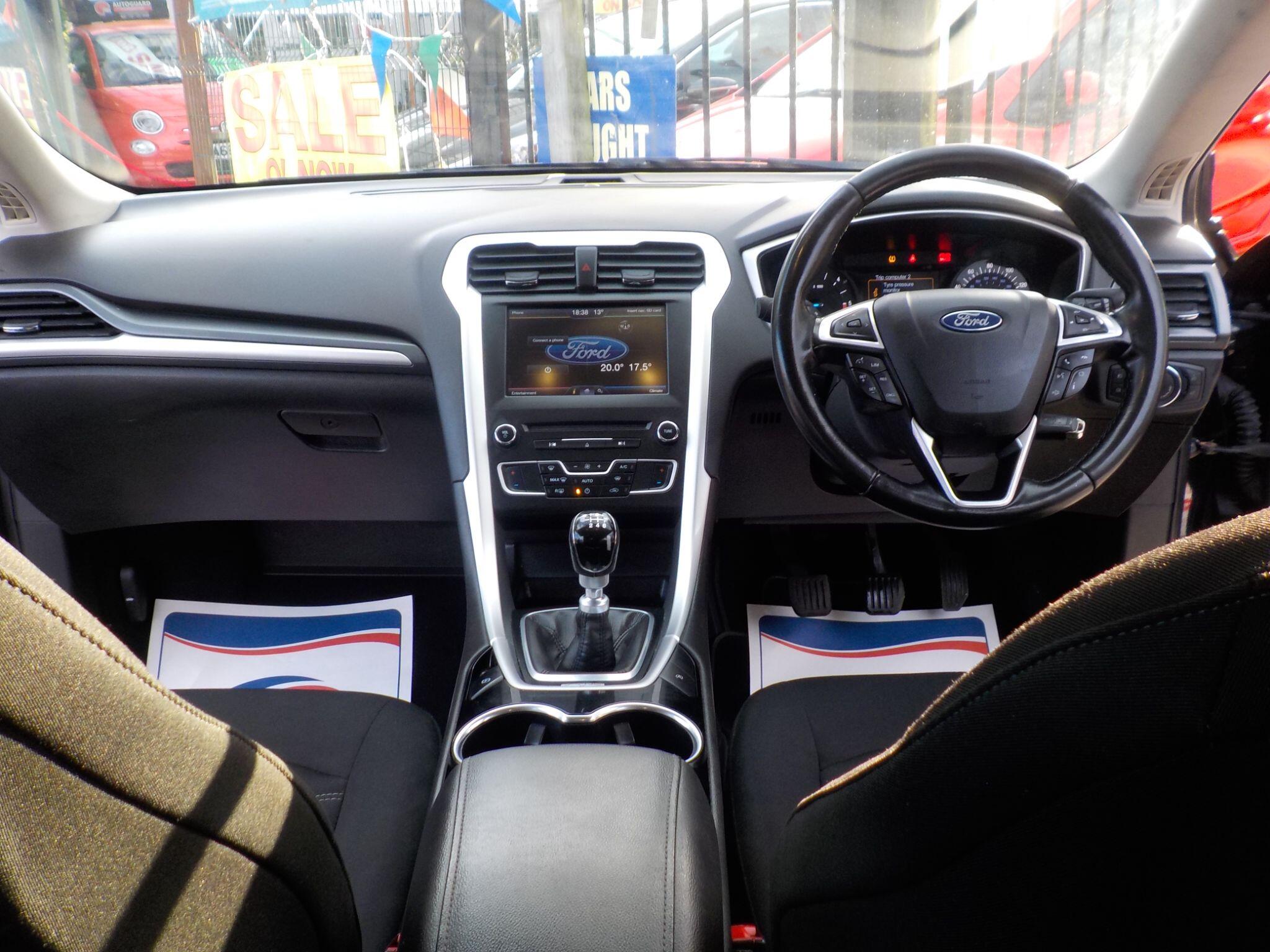 Ford Mondeo 2.0 TDCi ECOnetic Zetec Euro 6 (s/s) 5dr