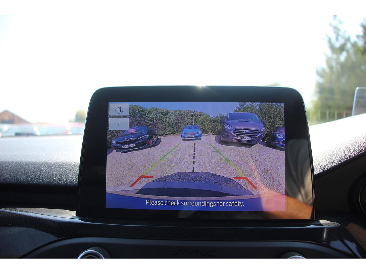 Ford Focus view 23