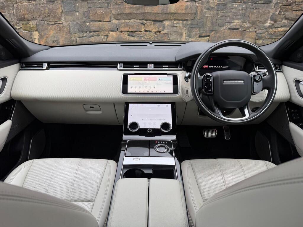 Land Rover Range Rover Velar view 12