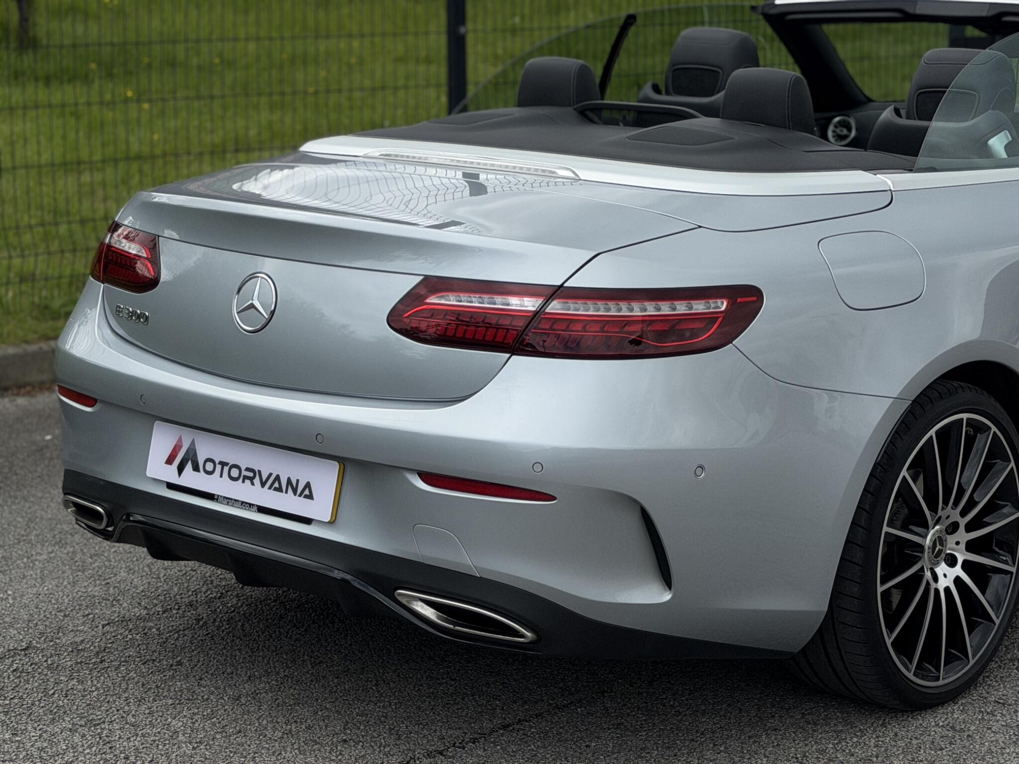 Mercedes-Benz E-Class view 17