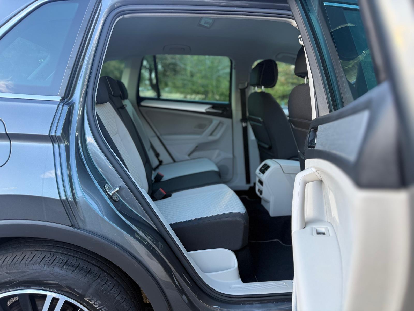 Volkswagen Tiguan view 27