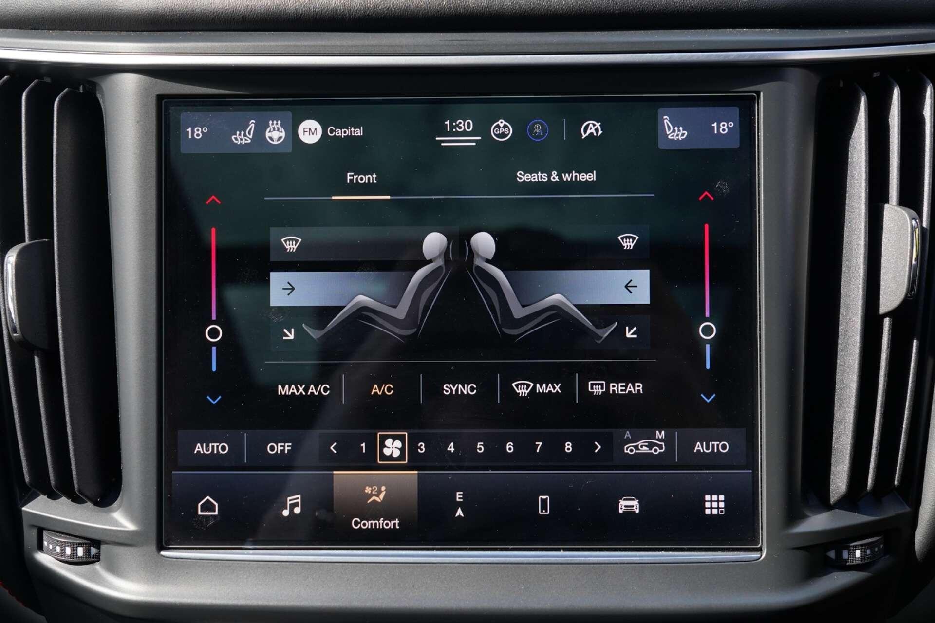 Maserati Levante view 26