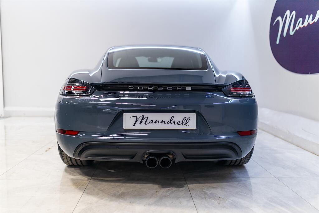 Porsche Cayman view 6