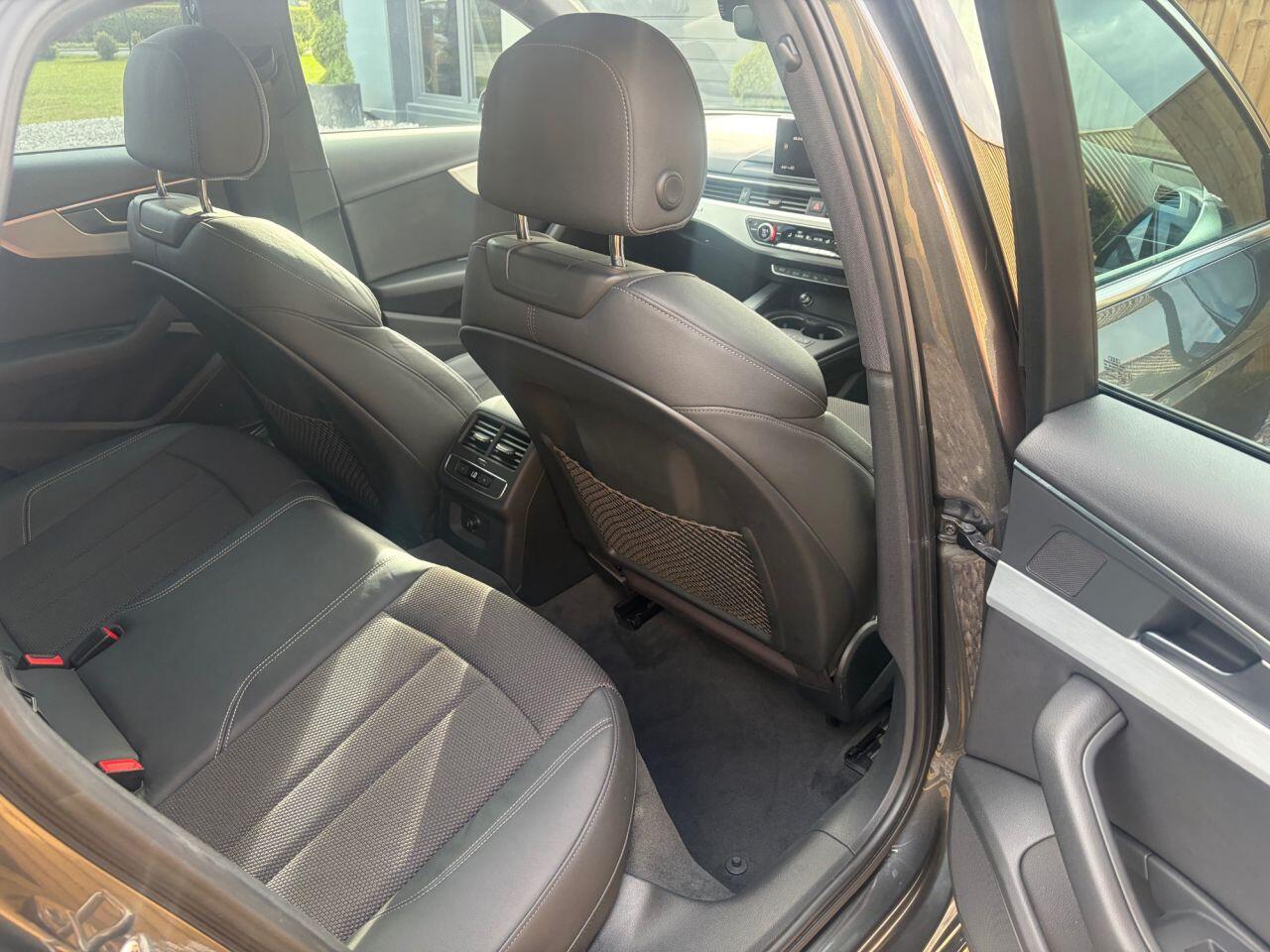 Audi A4 view 23