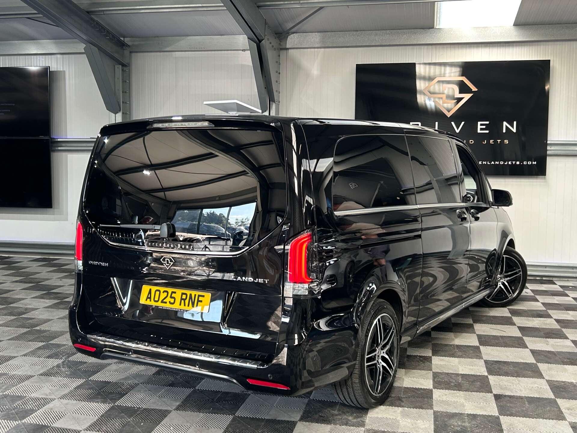 Mercedes-Benz V Class view 60