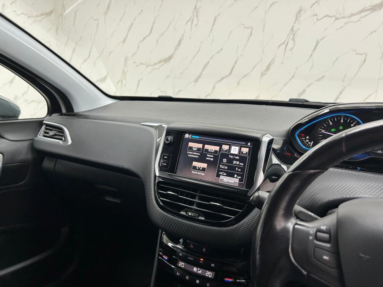 Peugeot 2008 view 16