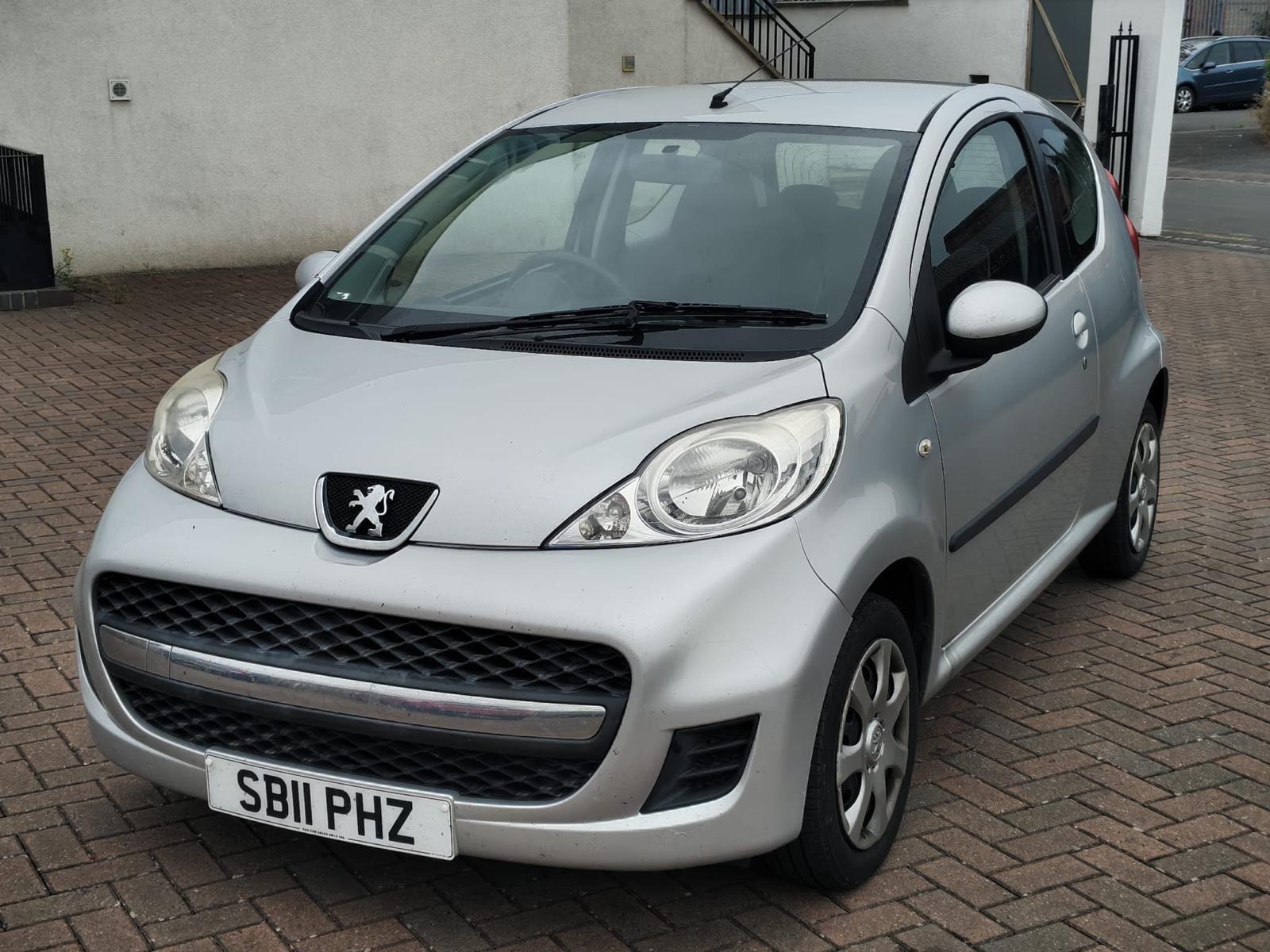 Peugeot 107 view 12