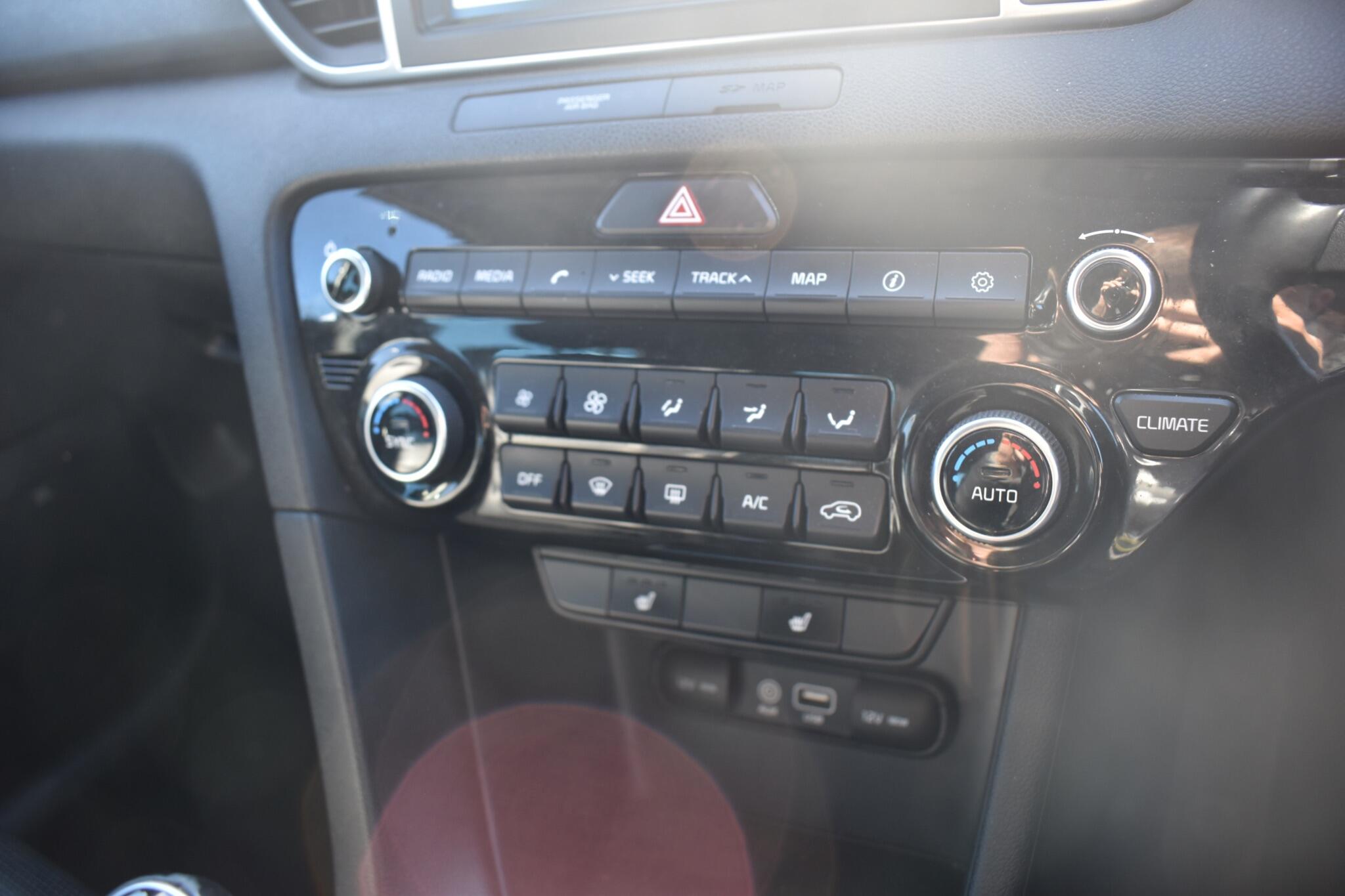 Sportage - 1.7 CRDi 3 Euro 6 (s/s) 5dr - Image 22