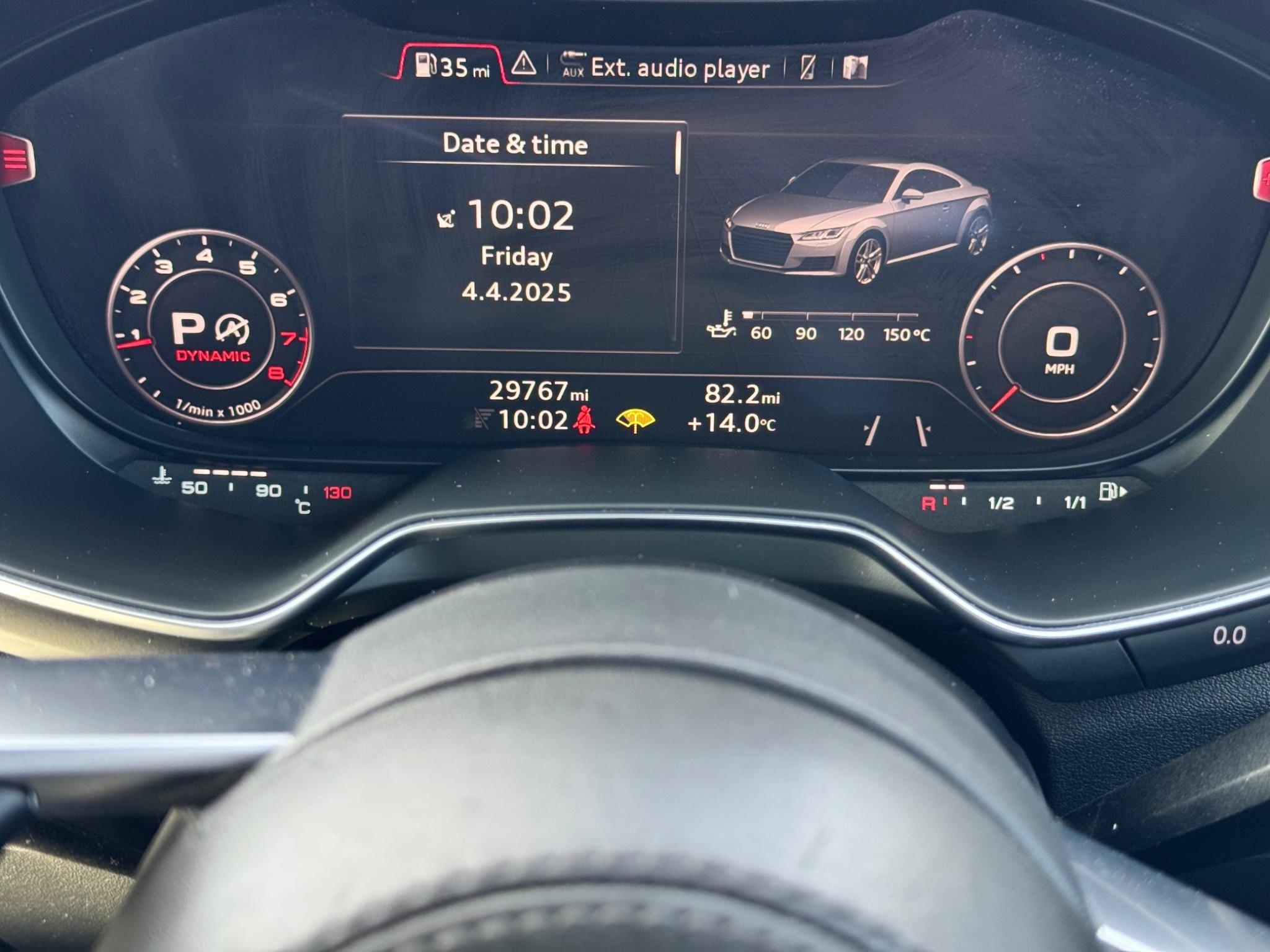 Audi TT view 33