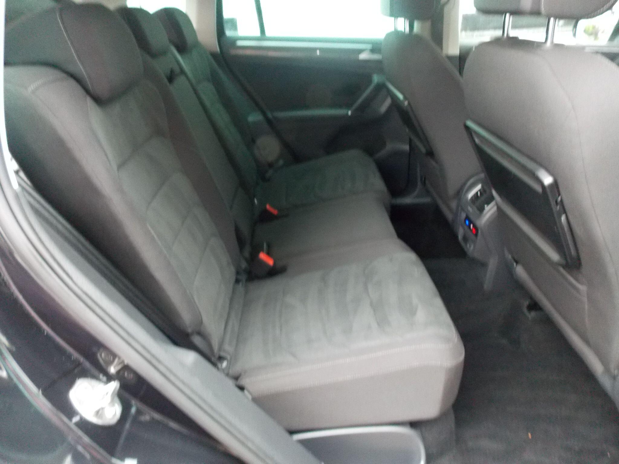 Volkswagen Tiguan view 23