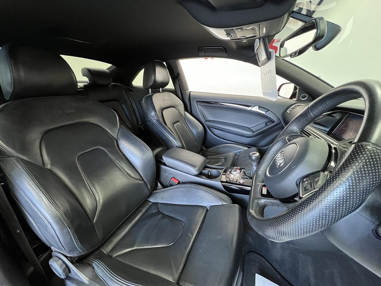 Audi A5 view 14