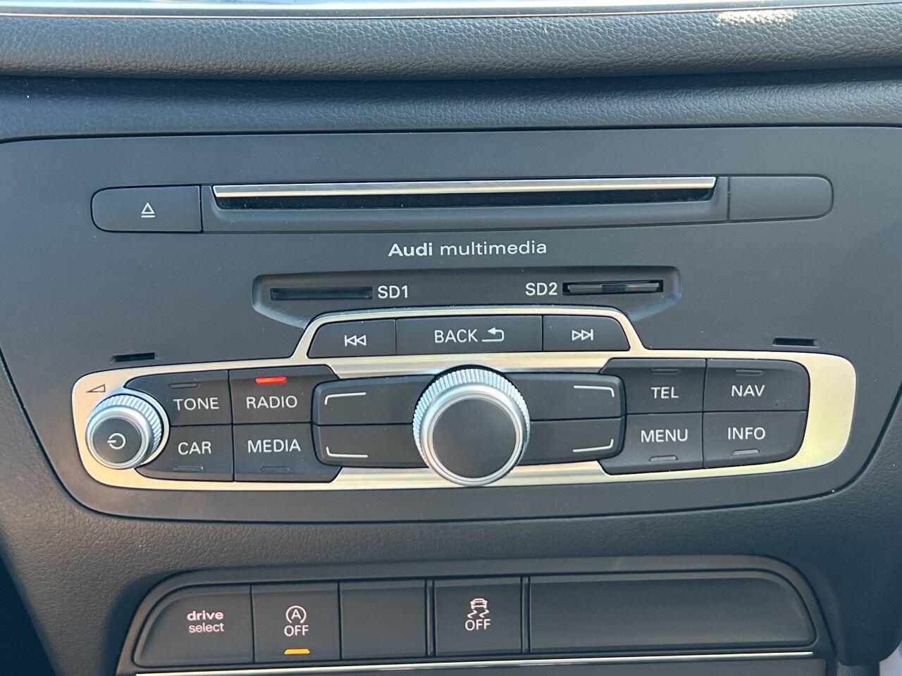 Audi Q3 view 36