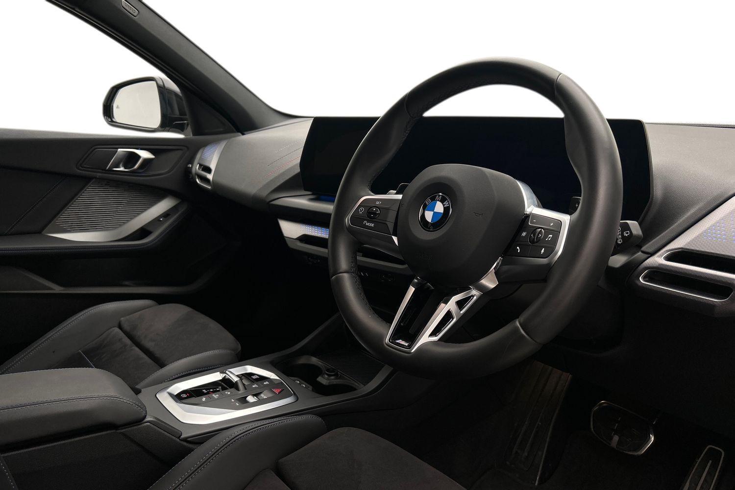 BMW 1 Series view 7