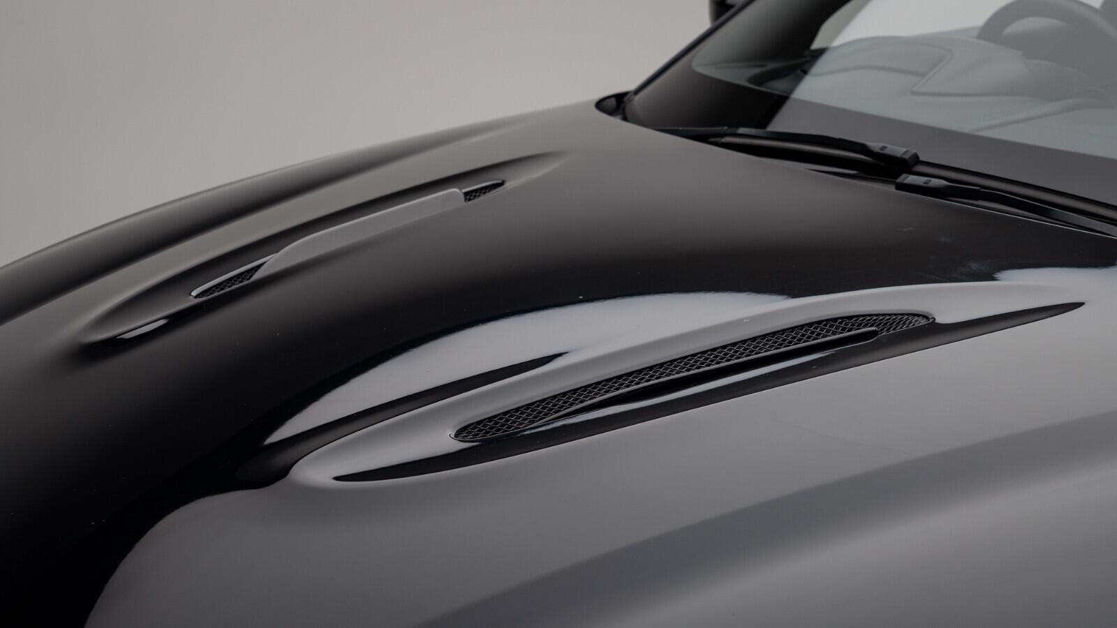 Aston Martin DBX view 45