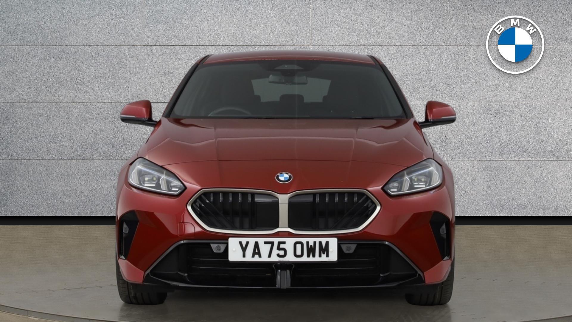 BMW 1 Series view 16