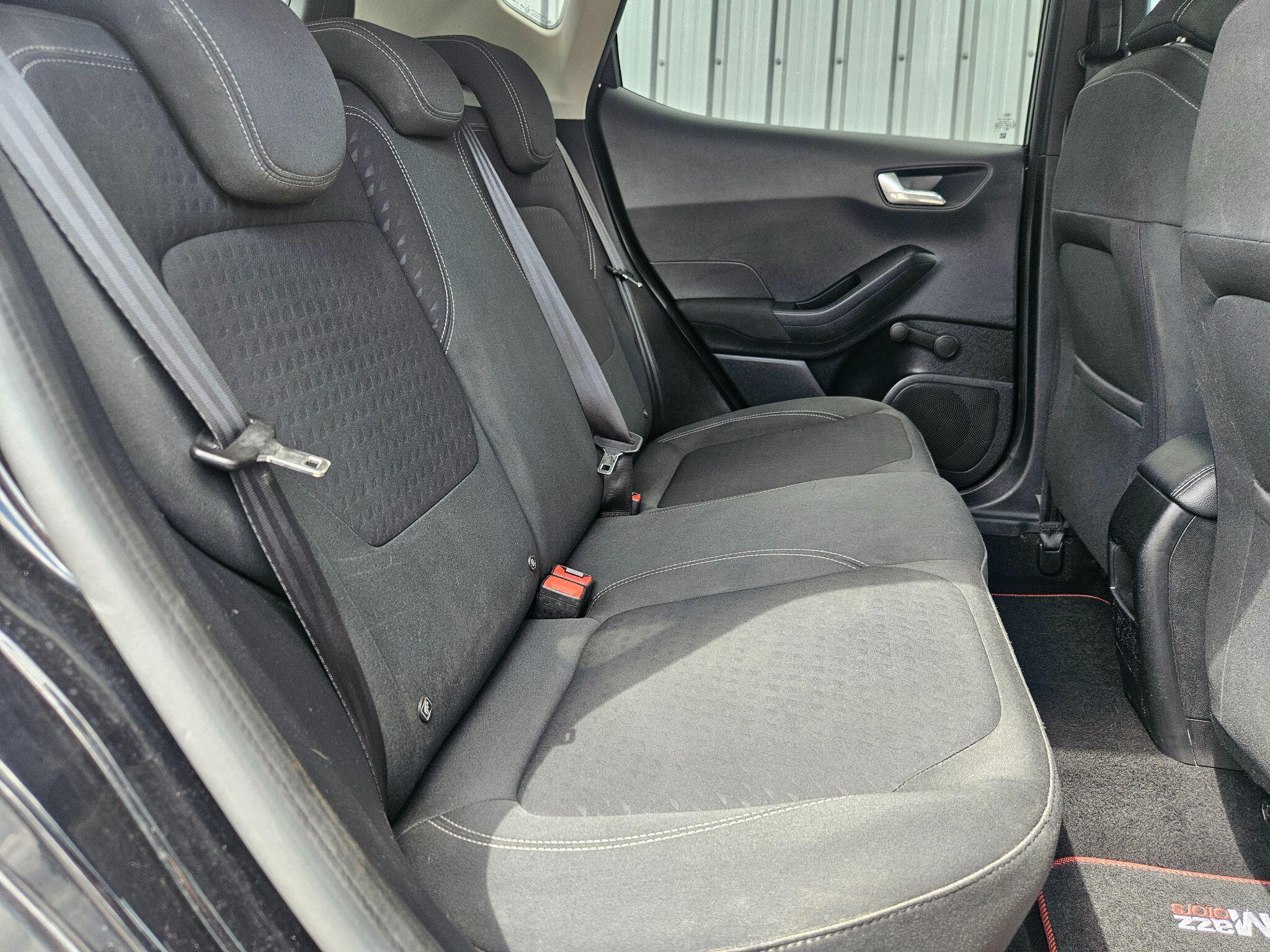 2019 Ford Fiesta image 39