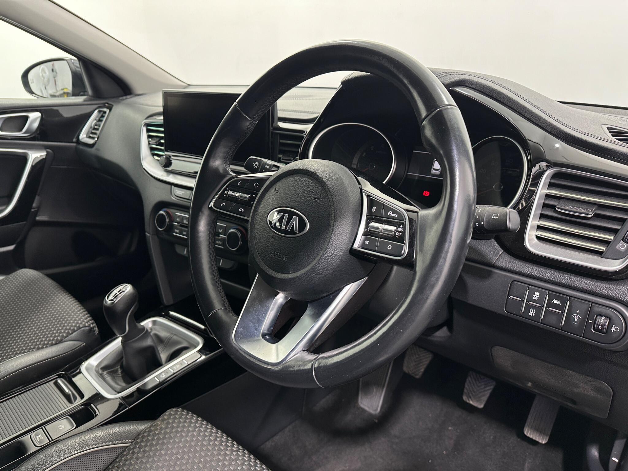 Kia Xceed view 11