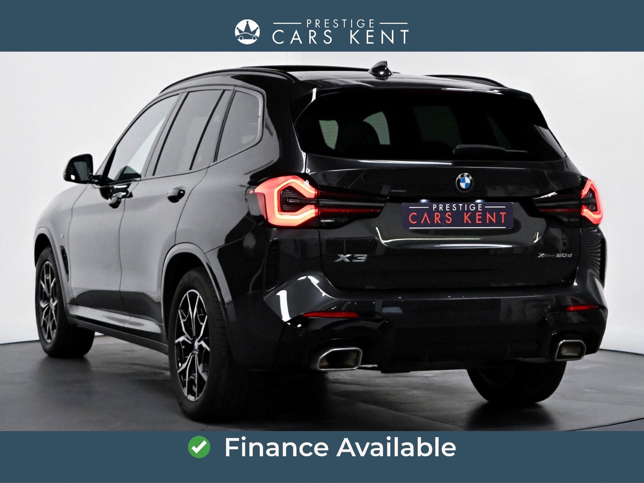 BMW X3 view 3