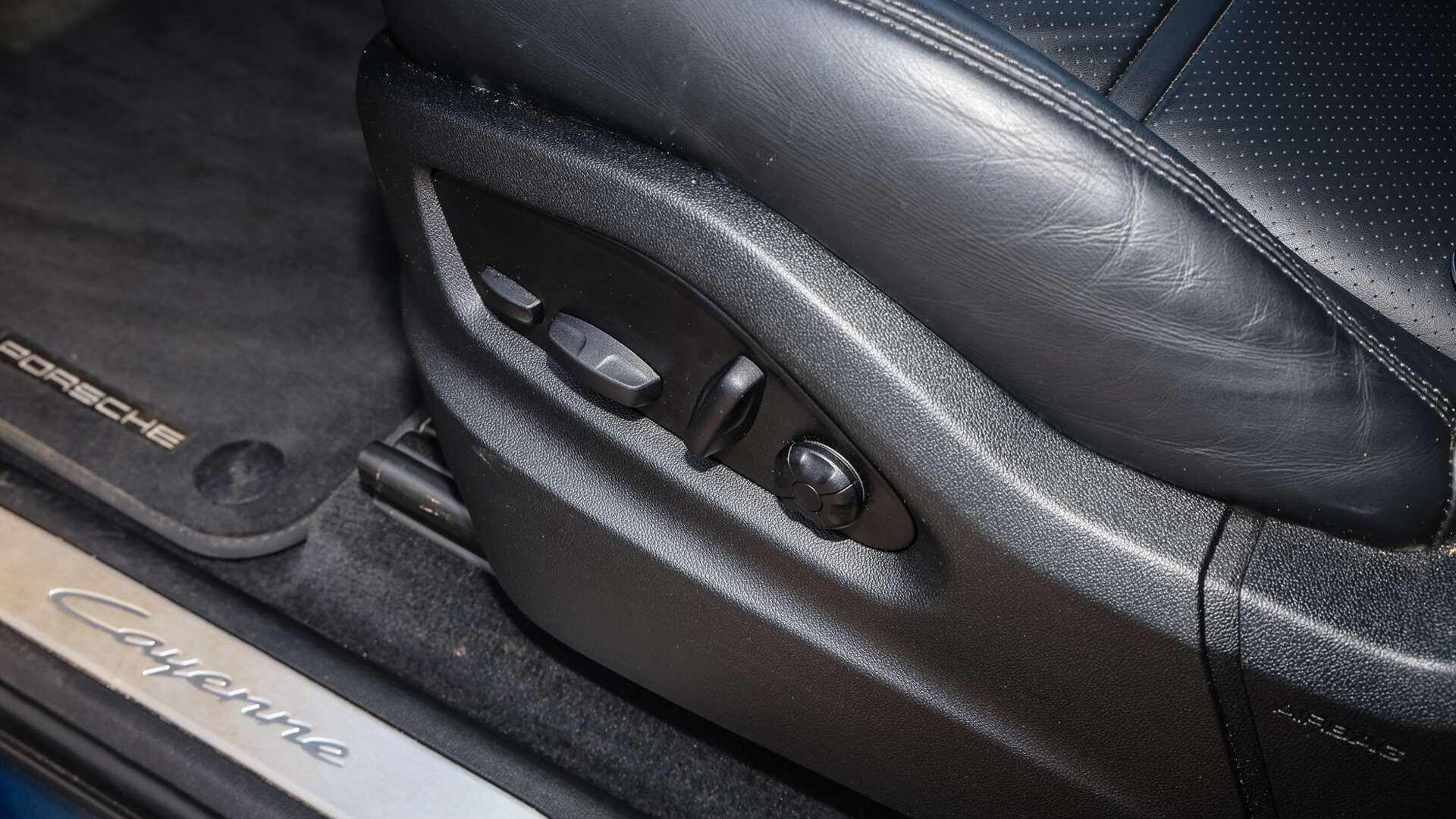 Porsche Cayenne view 25