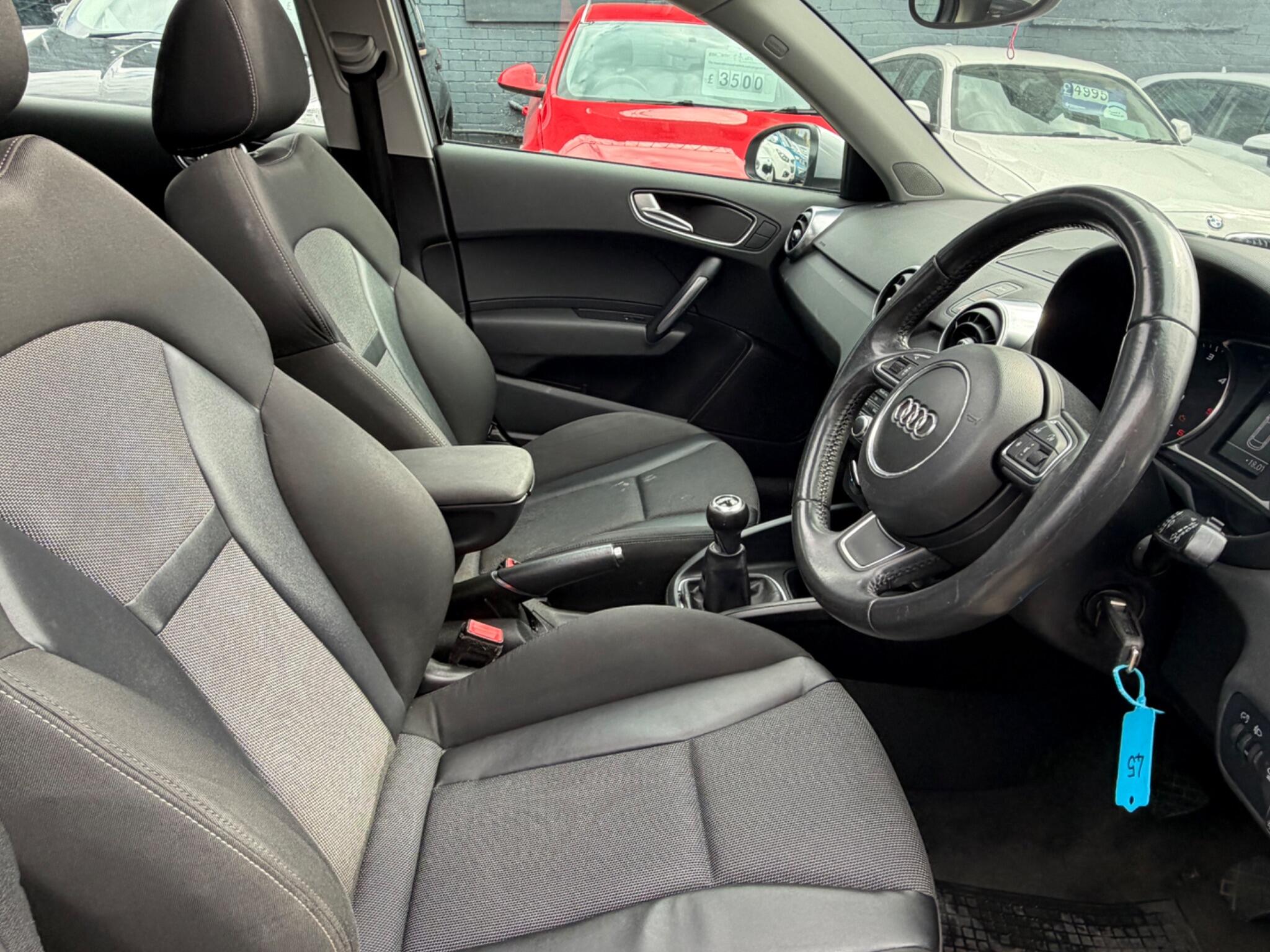 Audi A1 view 10