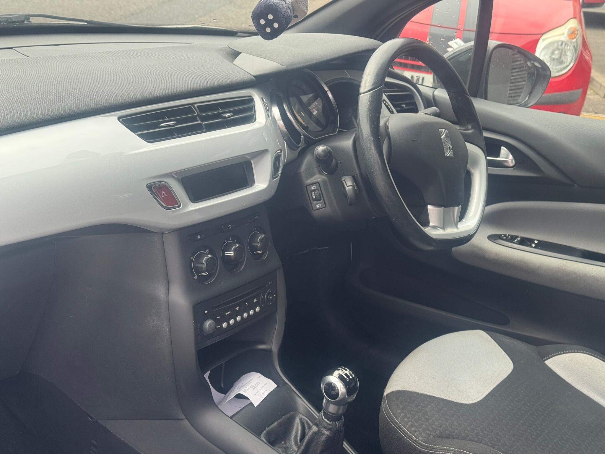 Citroen DS3 view 18