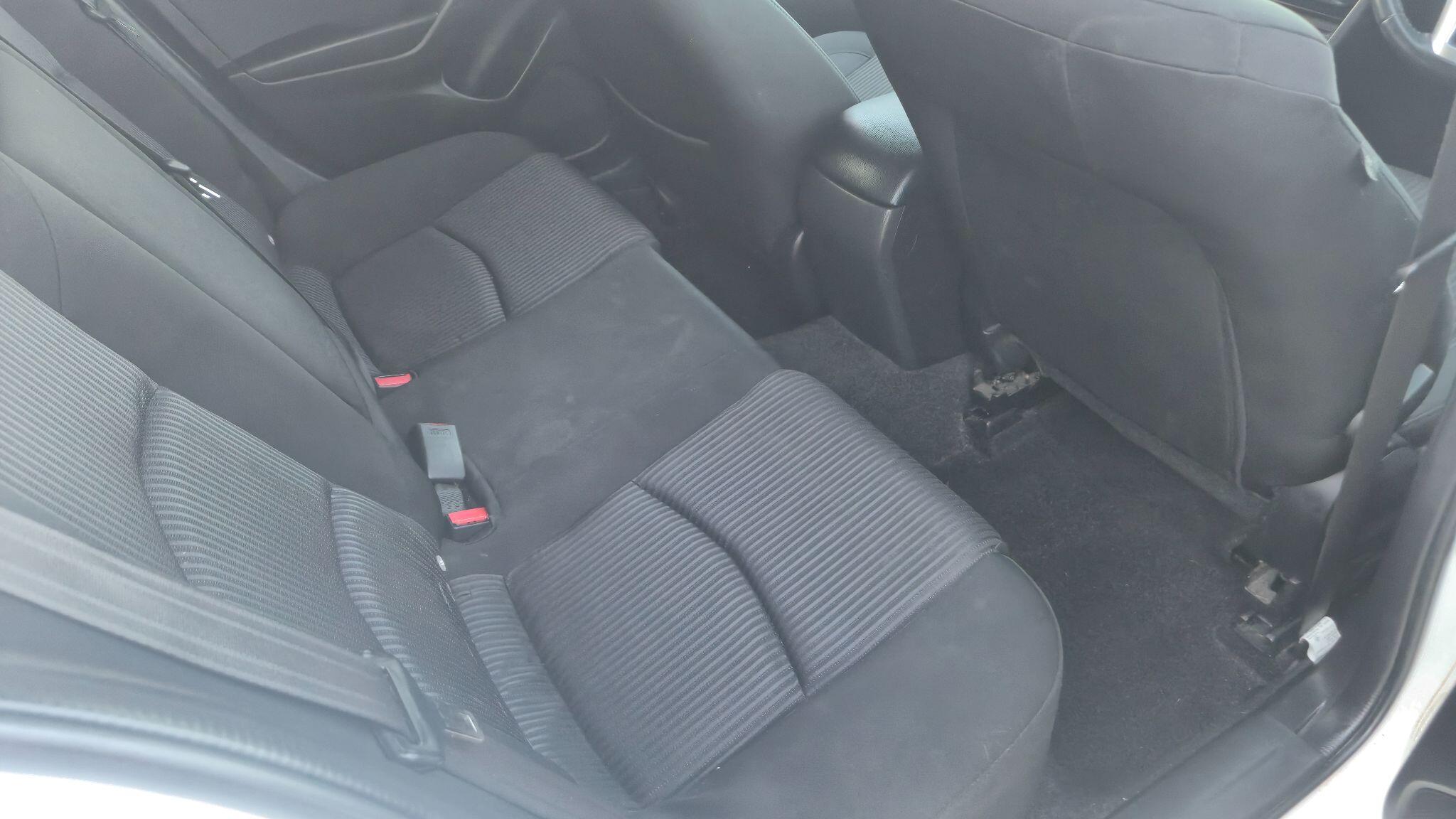 Mazda Mazda3 view 28