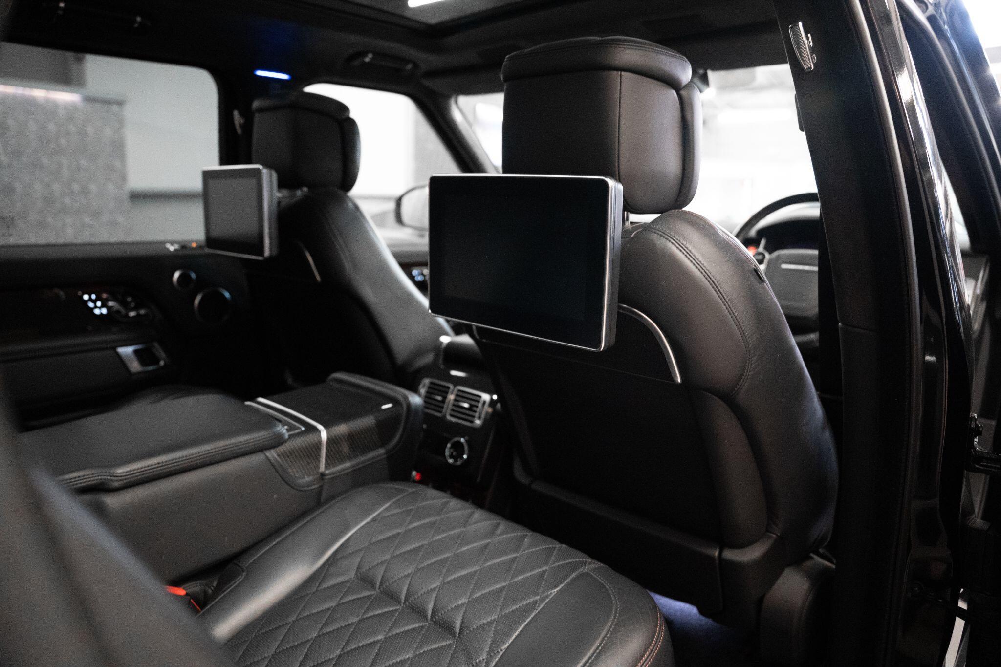 Land Rover Range Rover view 19