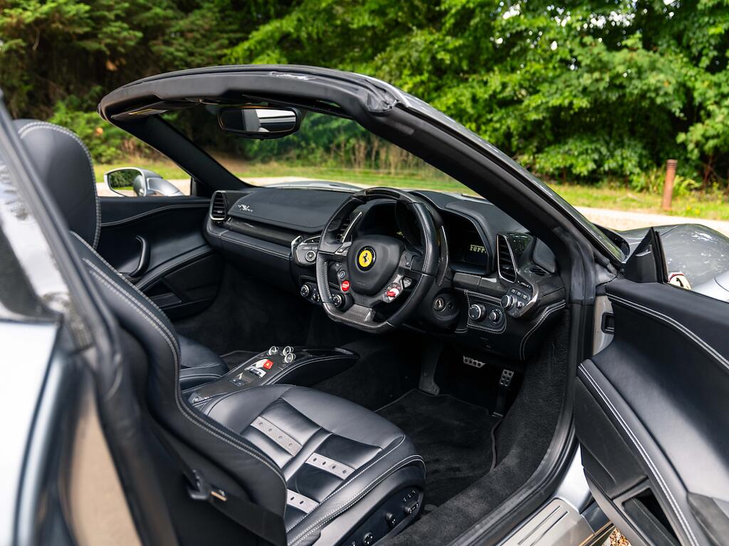 Ferrari 458 view 24