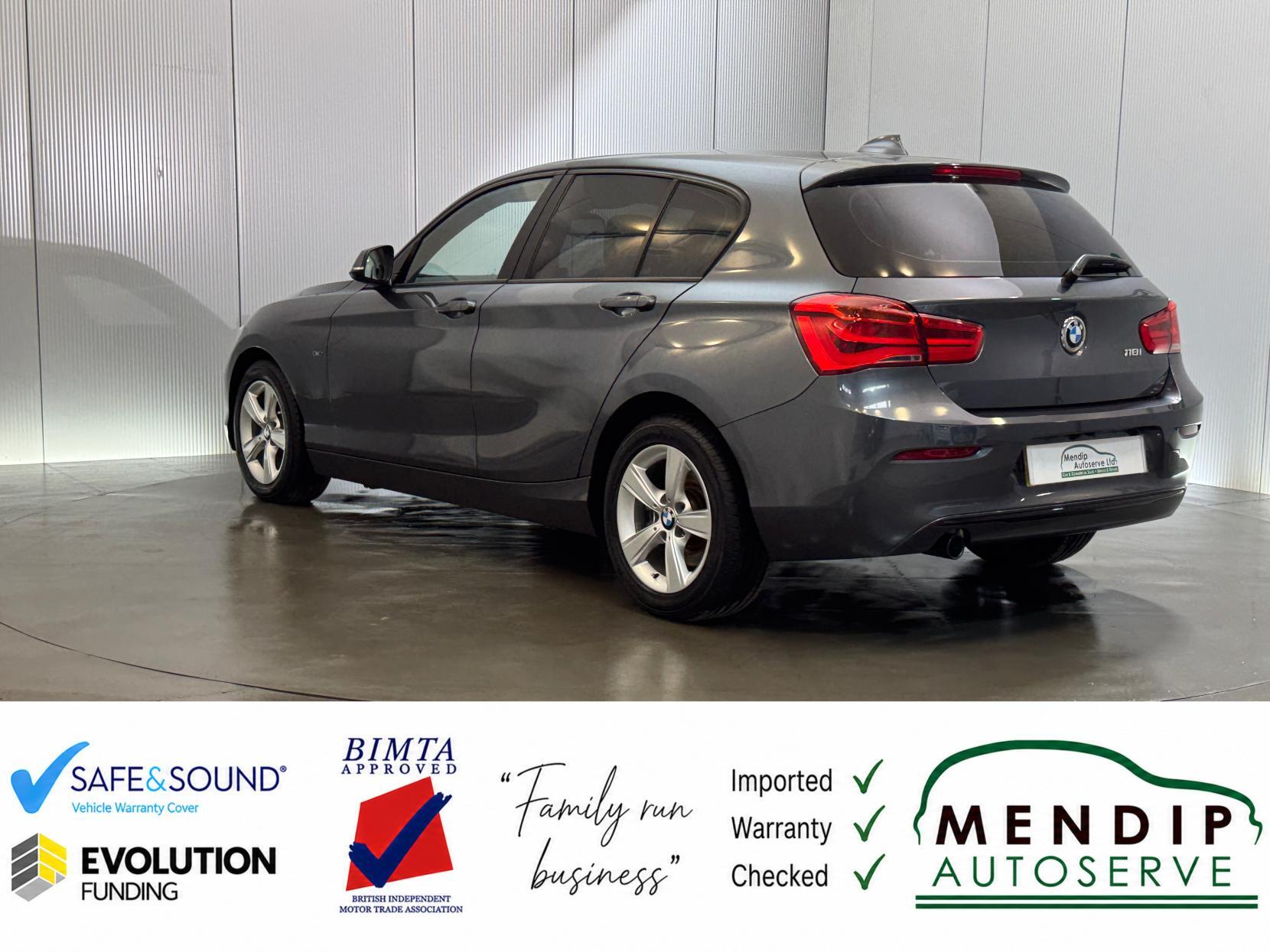 BMW 1 Series view 15