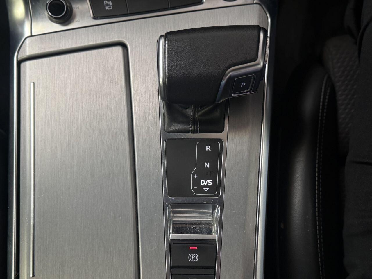 Audi A6 Avant view 55