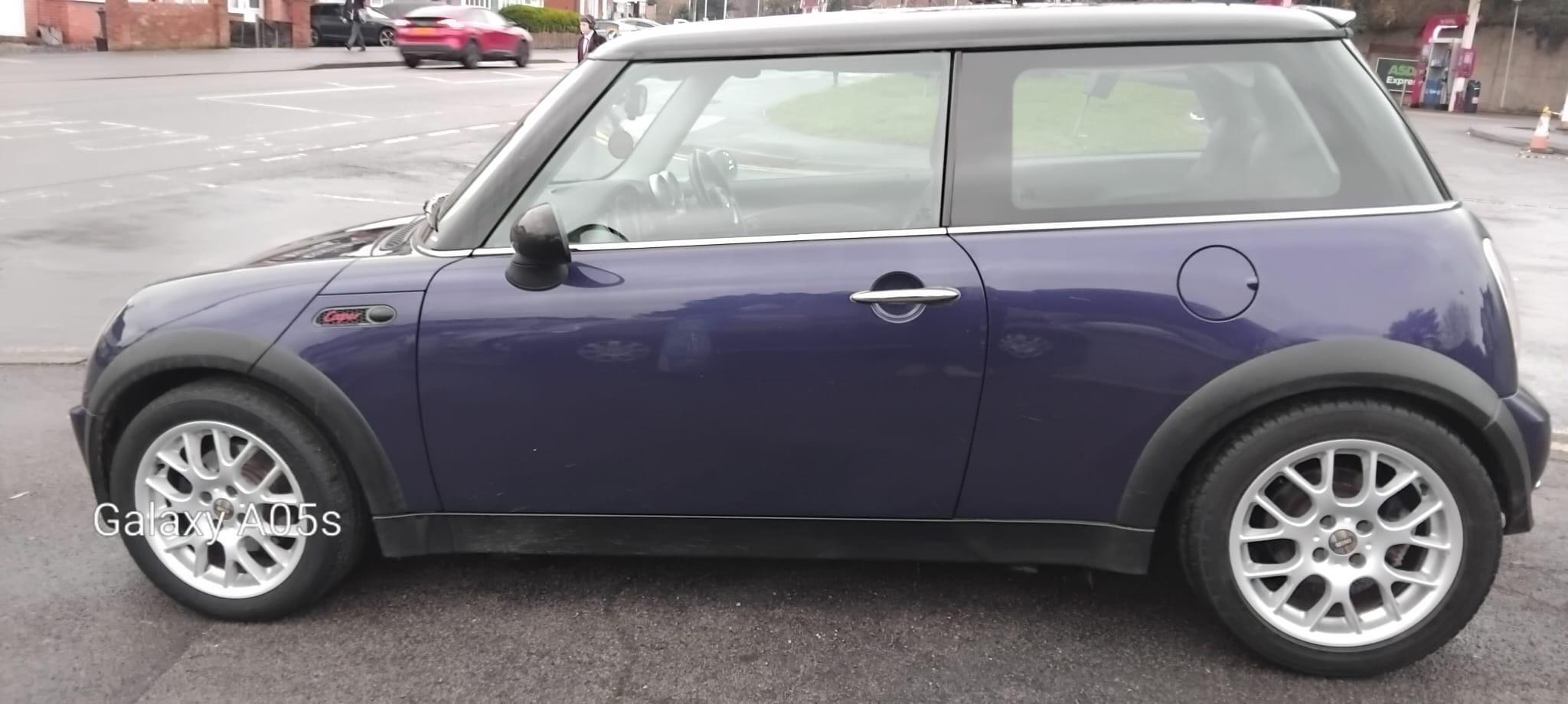 2005 MINI Hatch image 8
