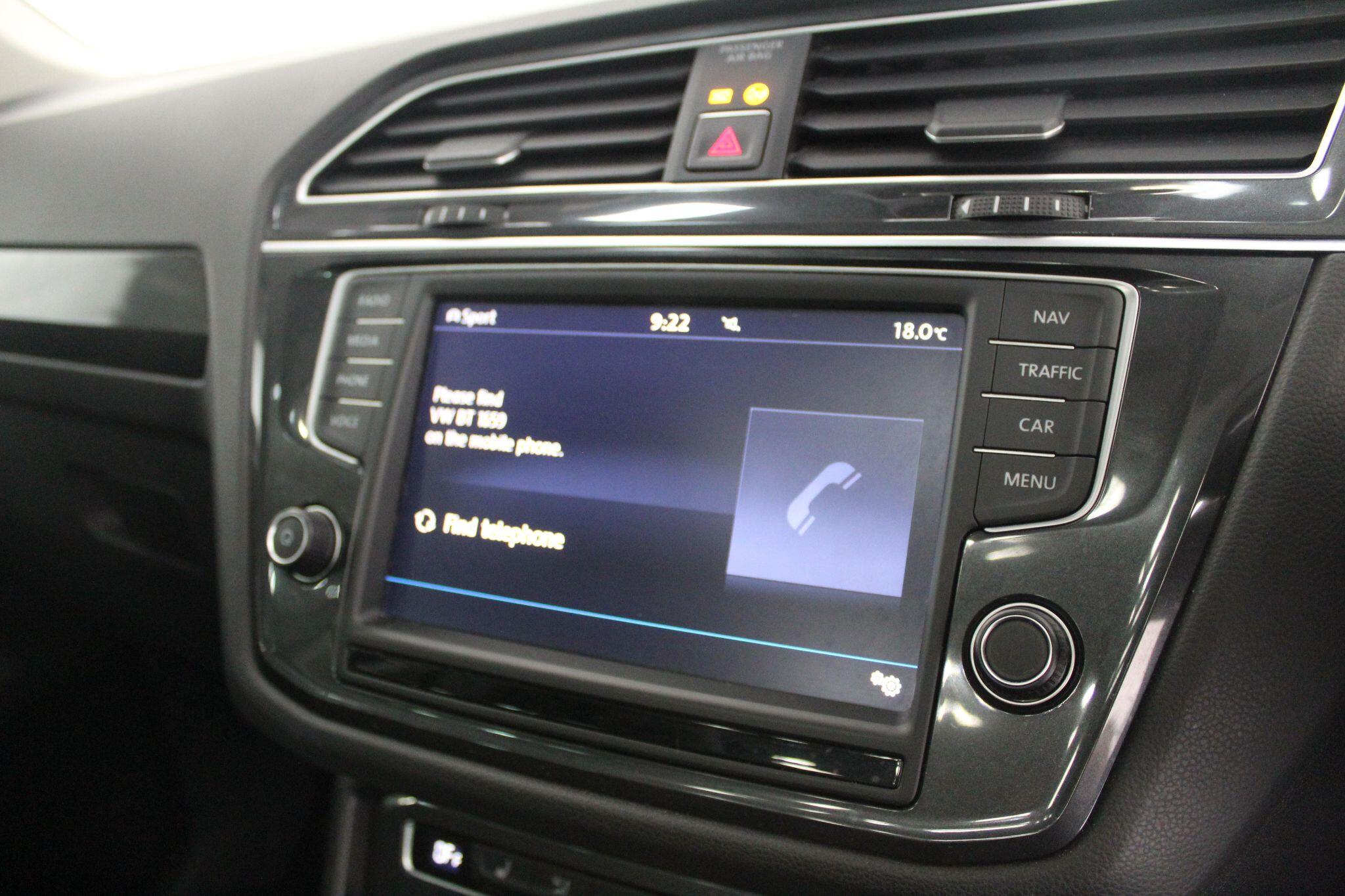 Volkswagen Tiguan view 40