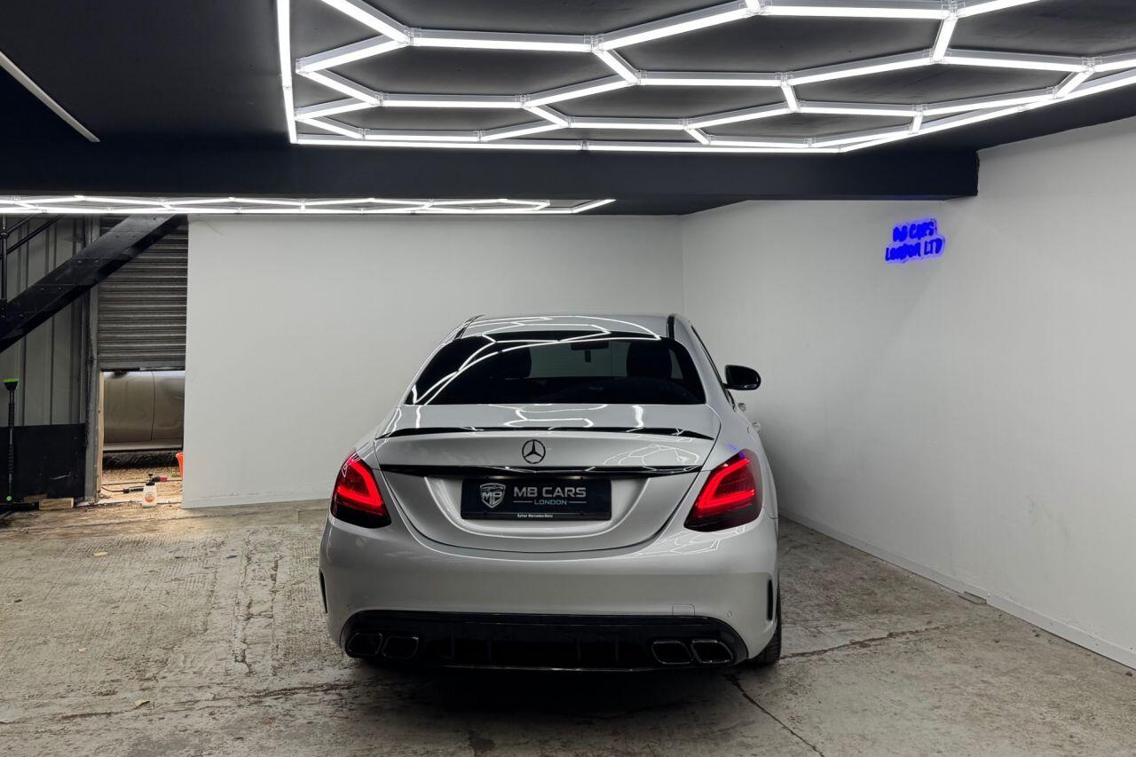 Mercedes-Benz C-Class view 42