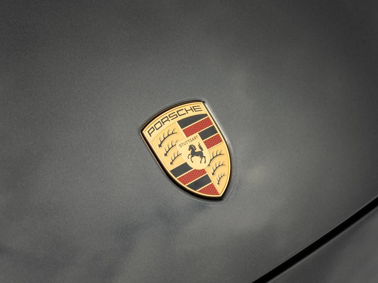 Porsche Macan view 45