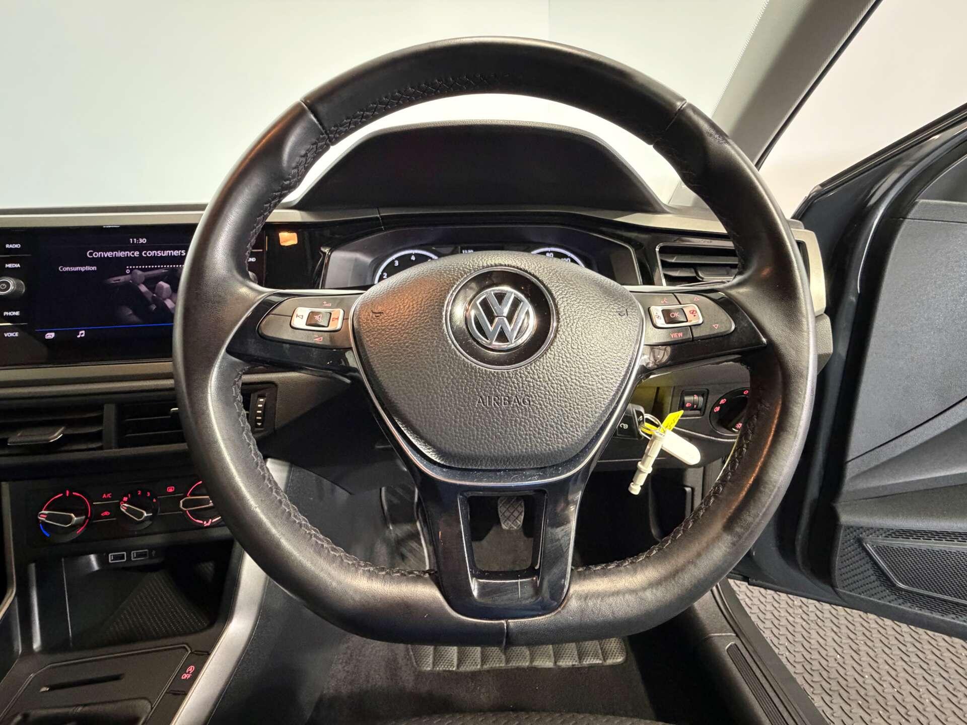 Volkswagen Polo view 23