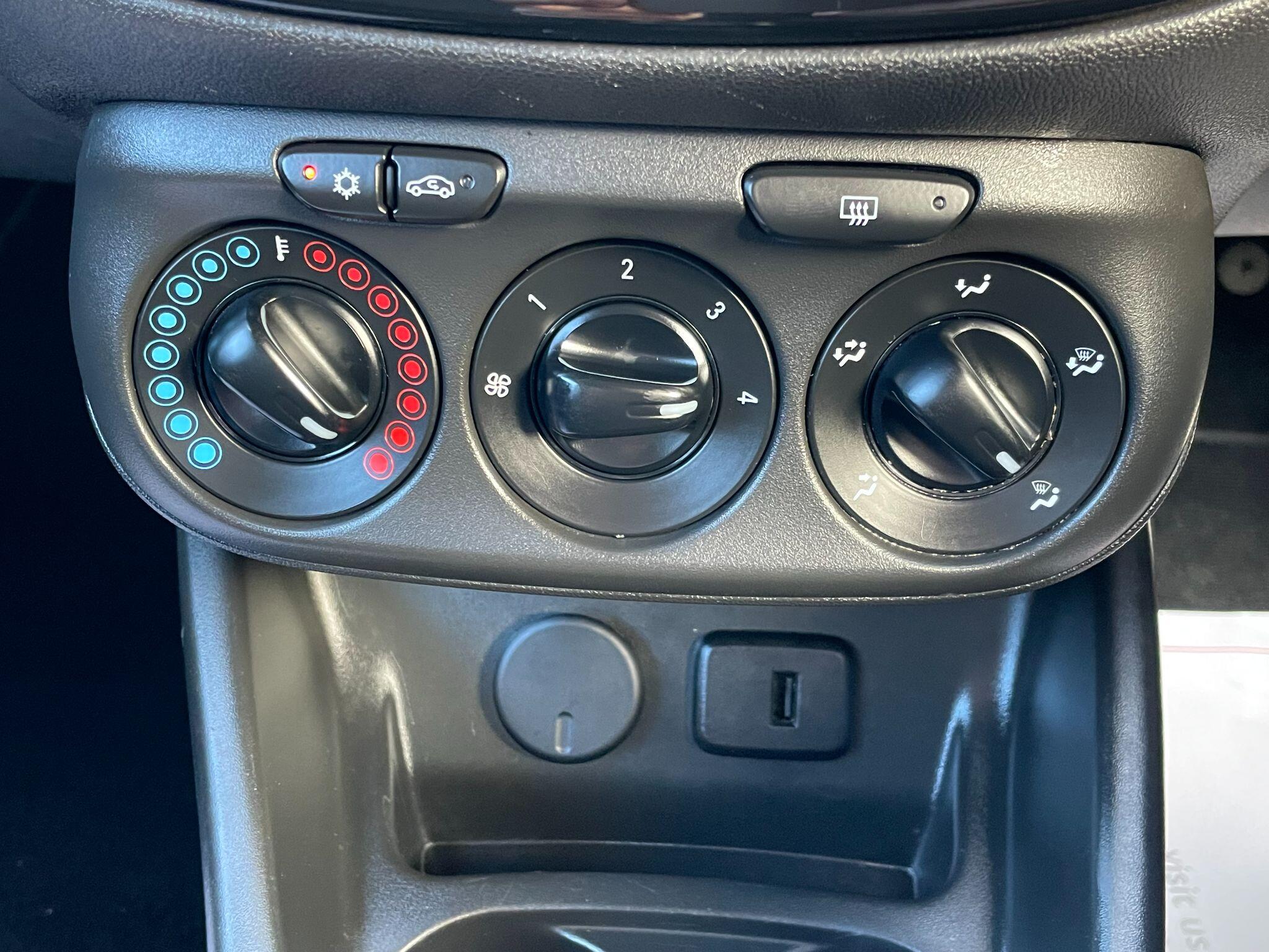 Vauxhall Corsa view 26