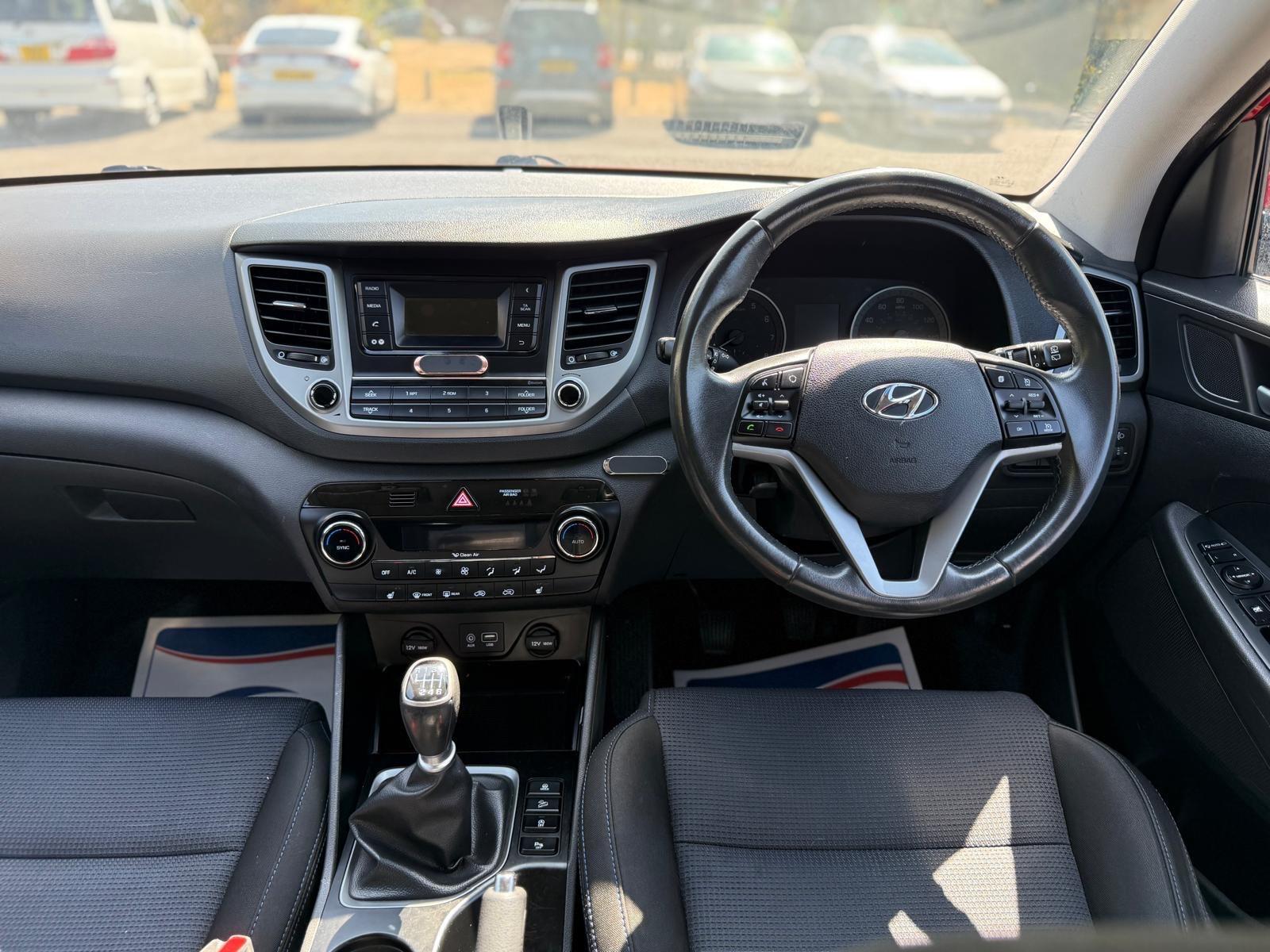 Hyundai Tucson view 28