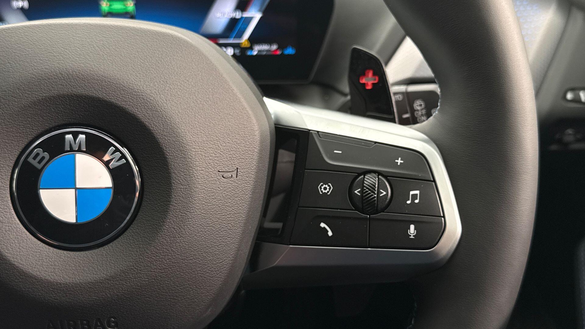 BMW 1 Series view 18