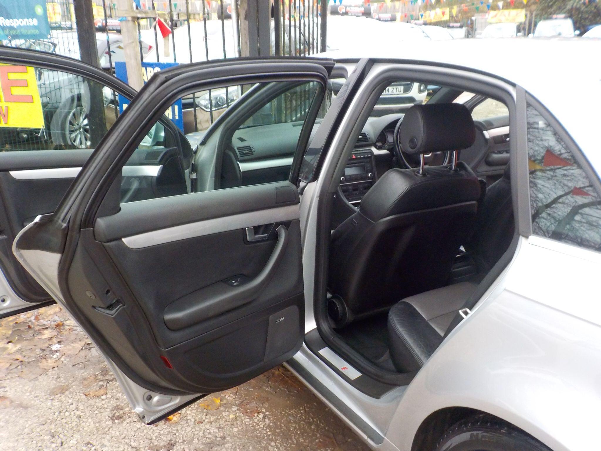 Audi A4 2.0 TDI S line Special Edition 4dr