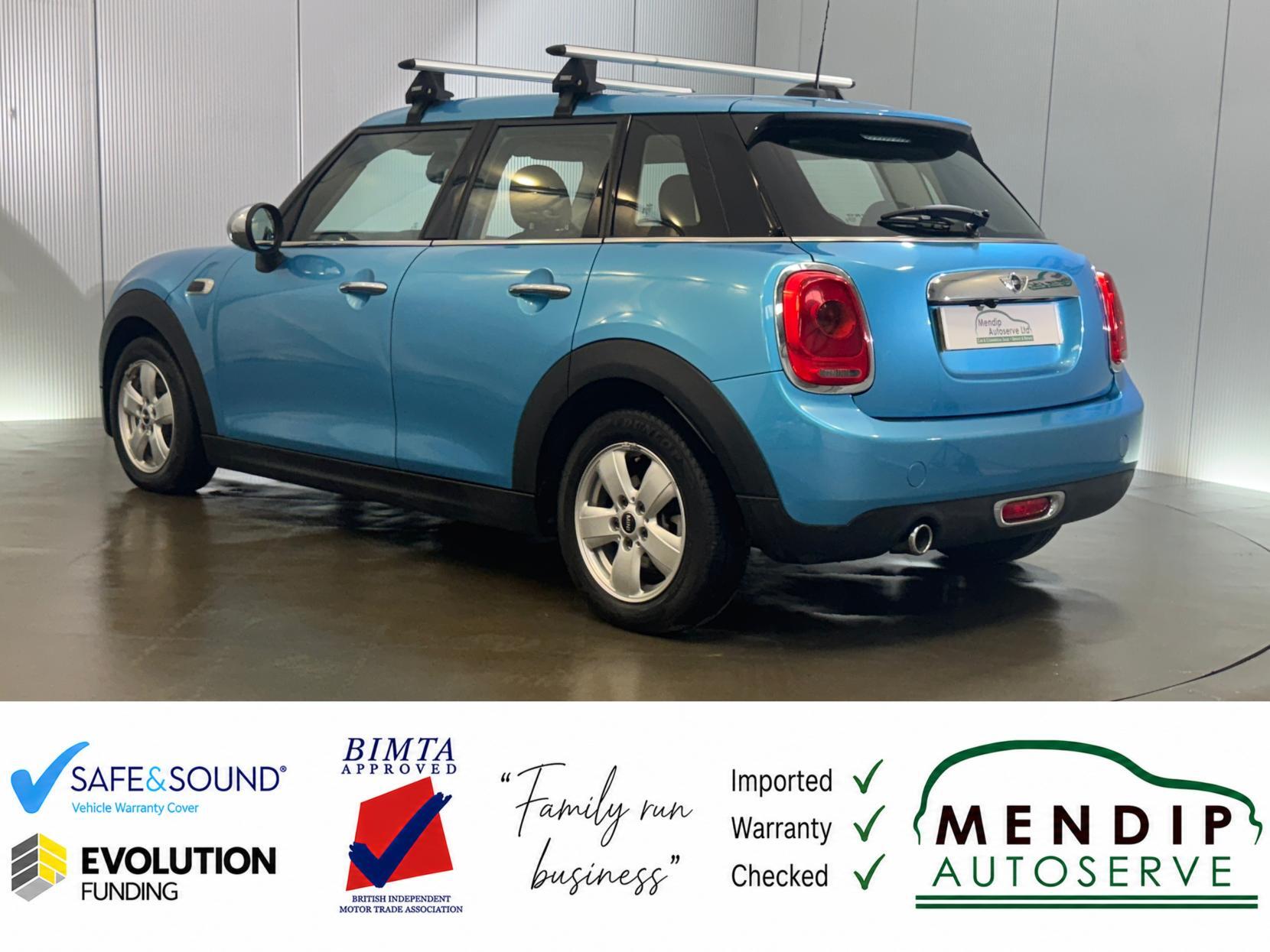 Mini Hatch view 14