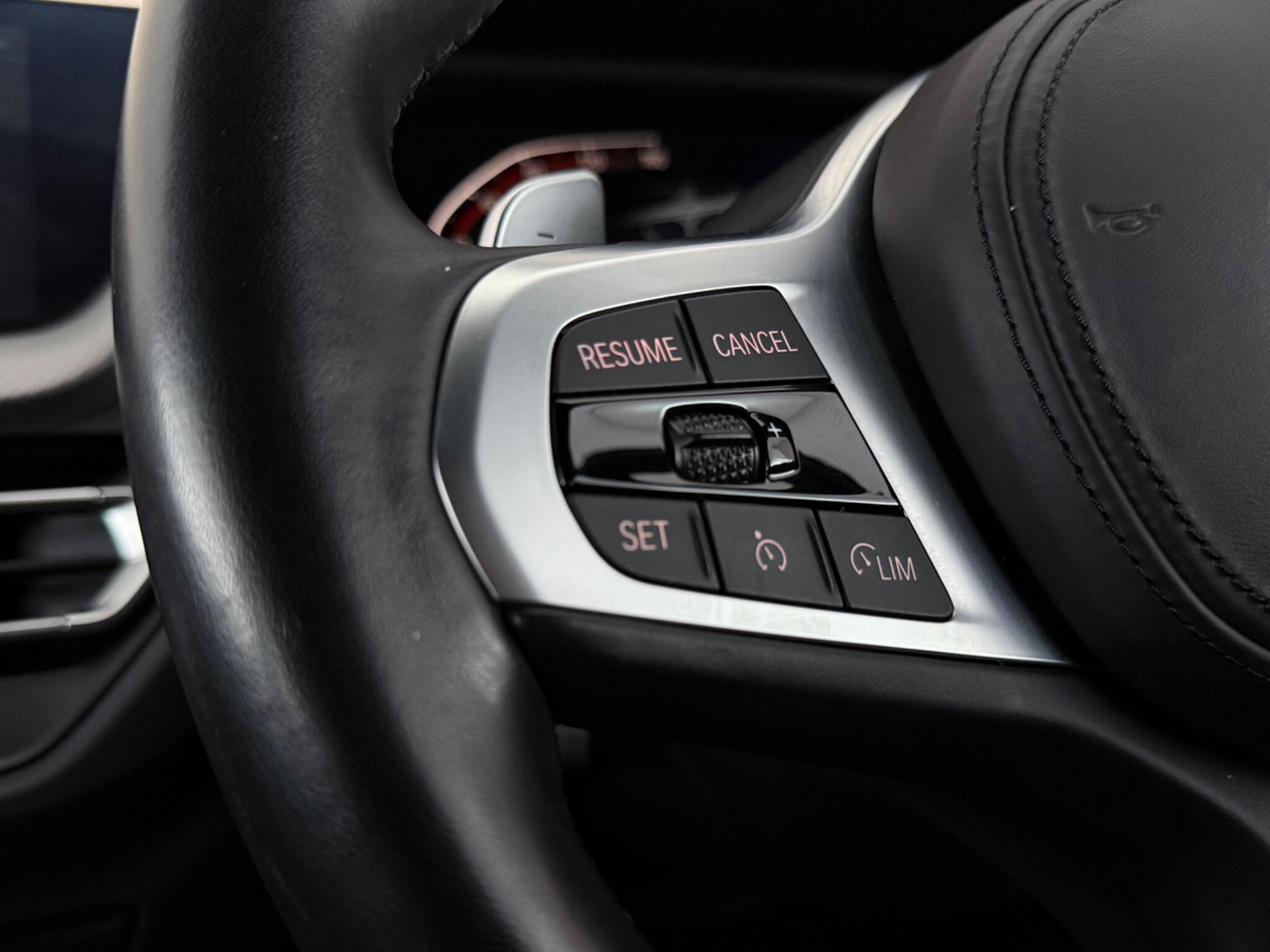BMW 1 Series view 13
