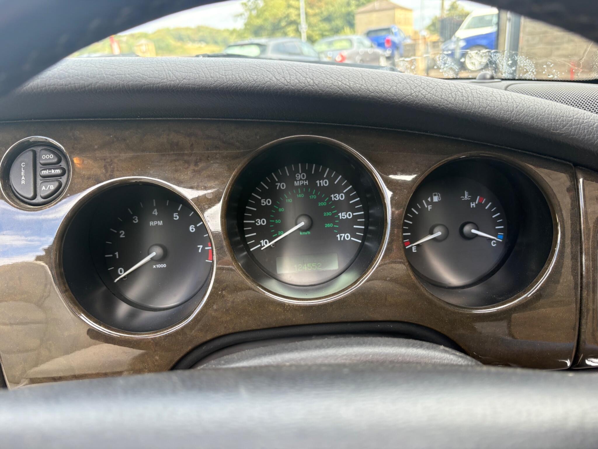 Jaguar XK8 view 26
