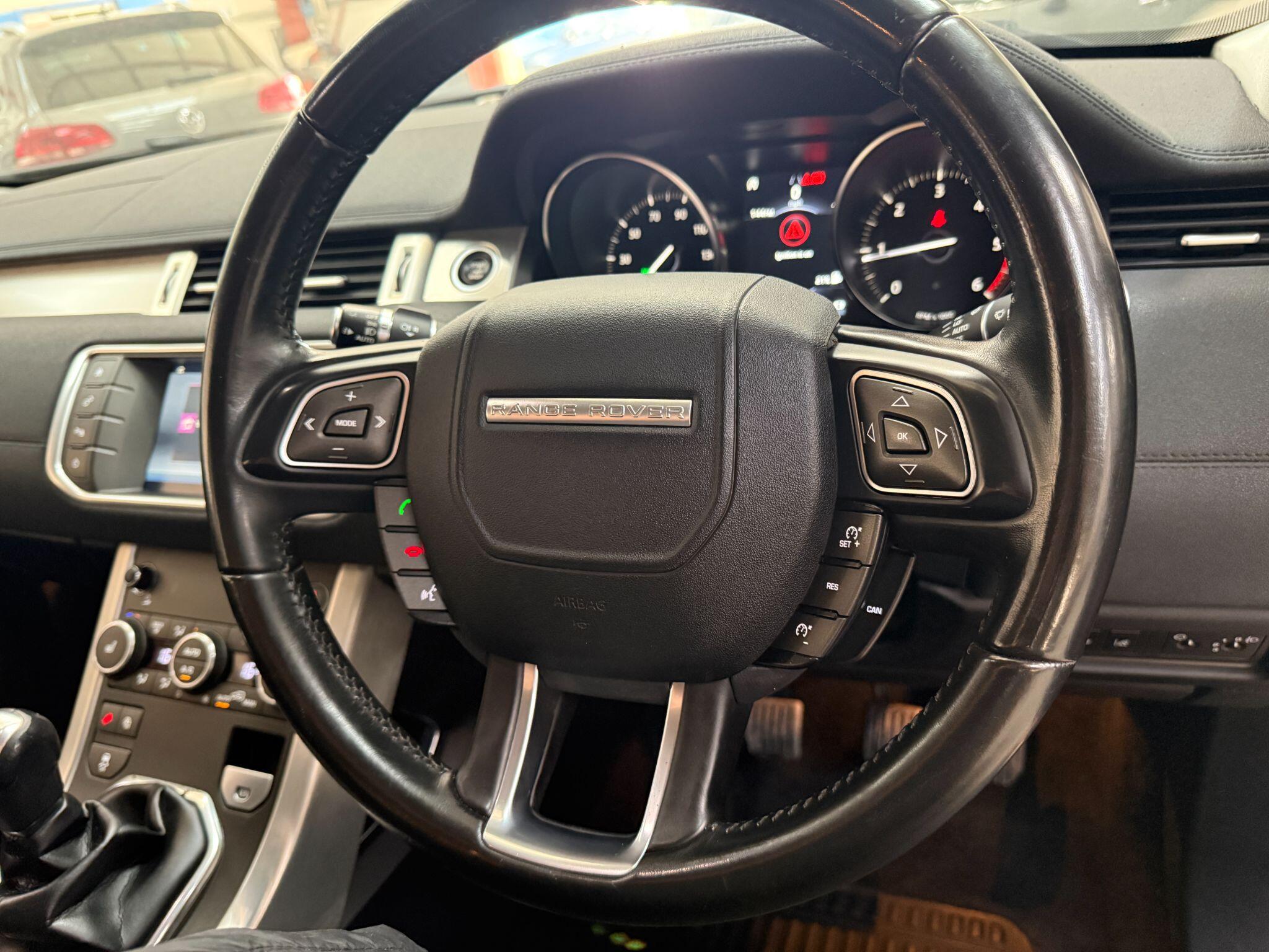 Land Rover Range Rover Evoque view 7