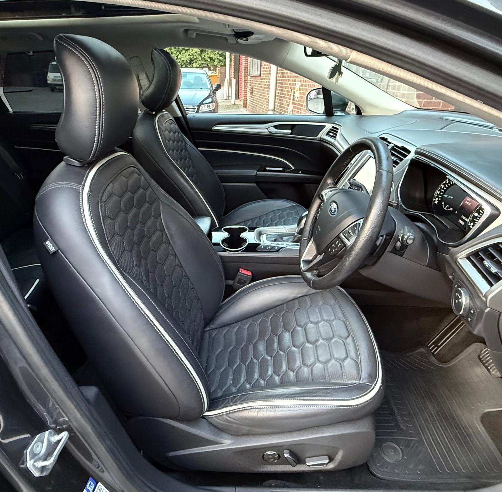 Ford Mondeo view 27