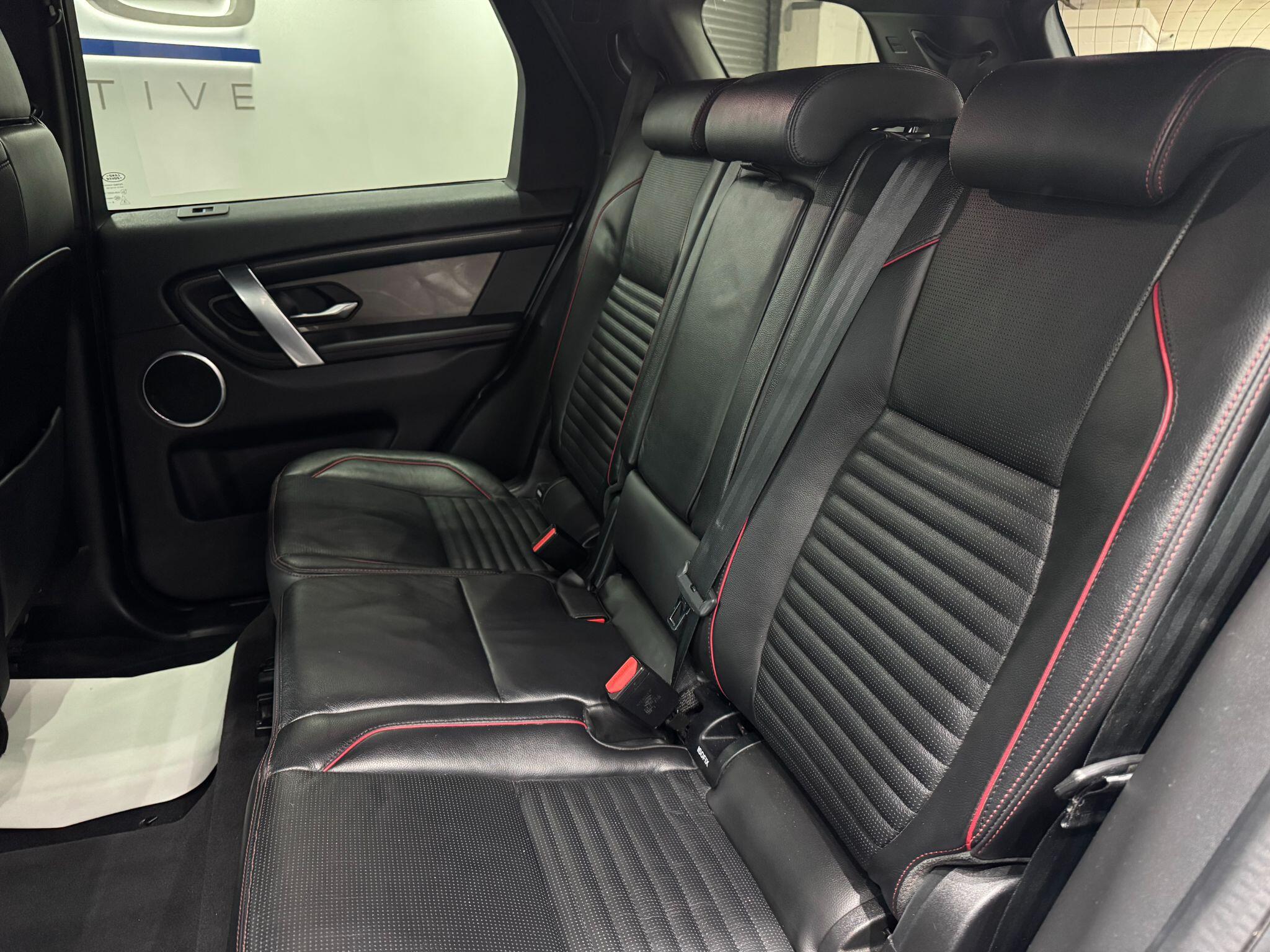 Land Rover Discovery Sport view 52