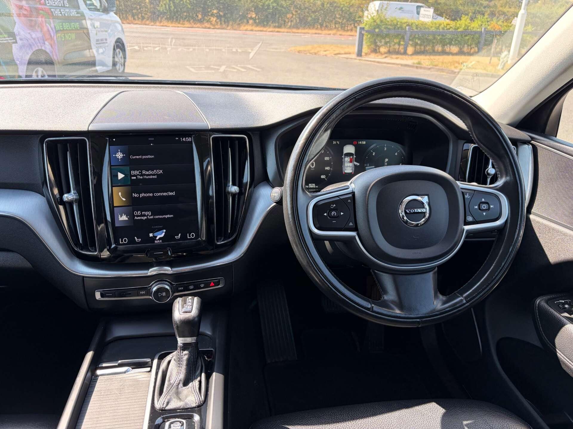 Volvo XC60 view 2