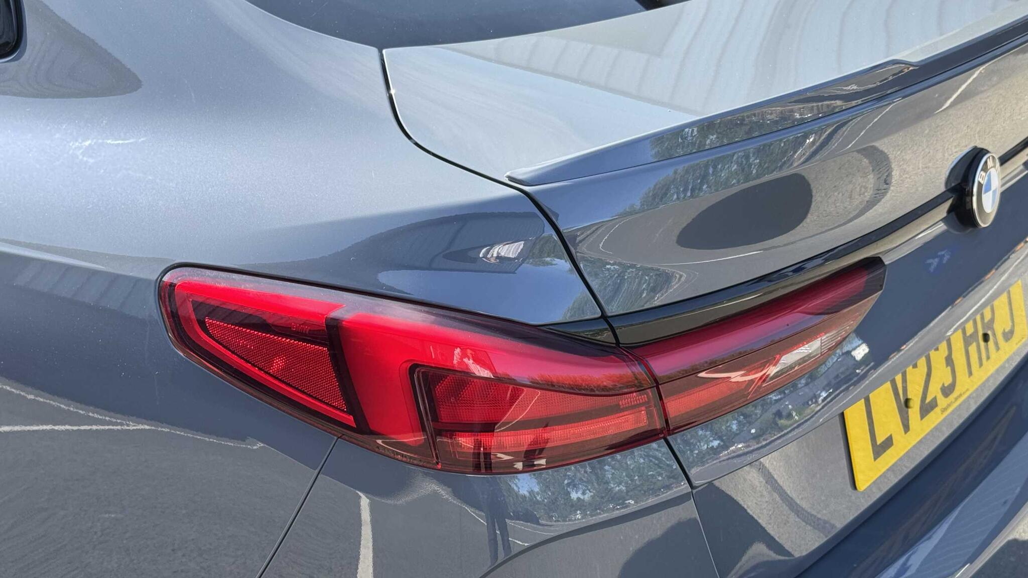 BMW 2 Series view 41