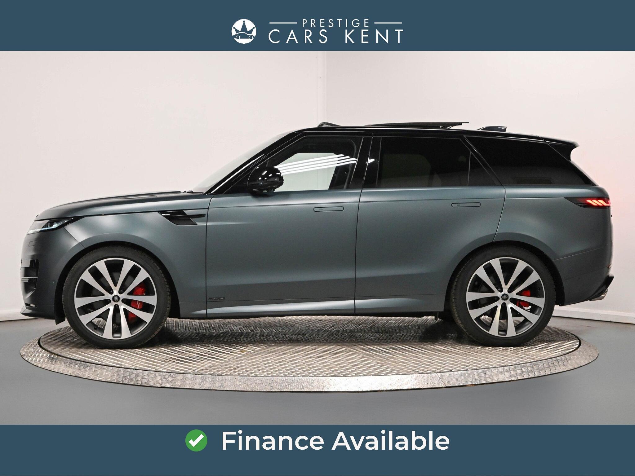 Land Rover Range Rover Sport view 4