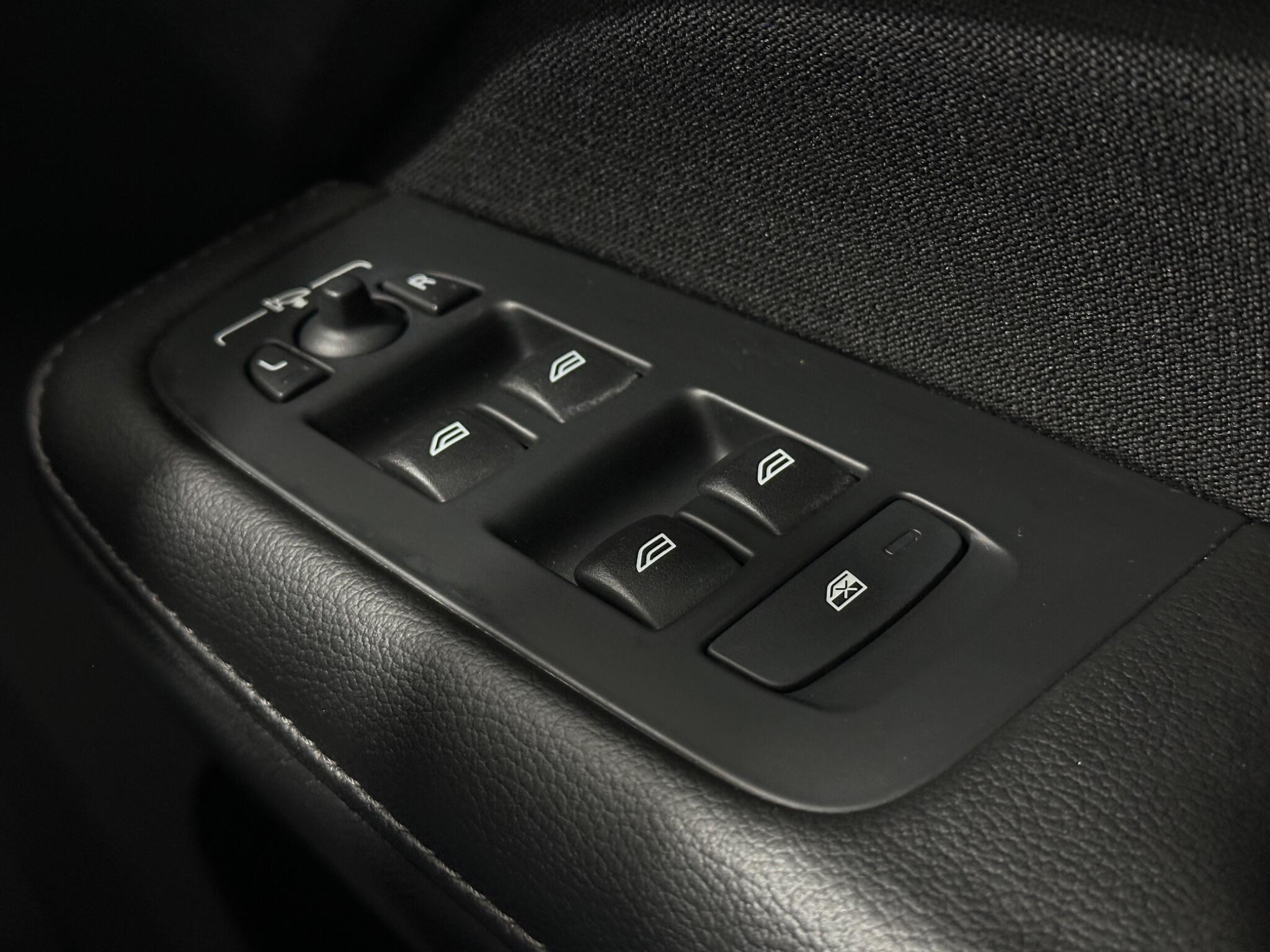Volvo V60 view 19