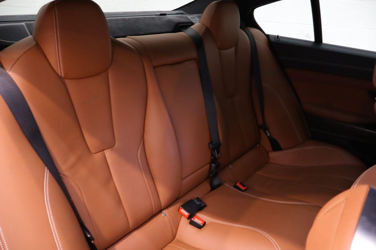 BMW M6 view 6